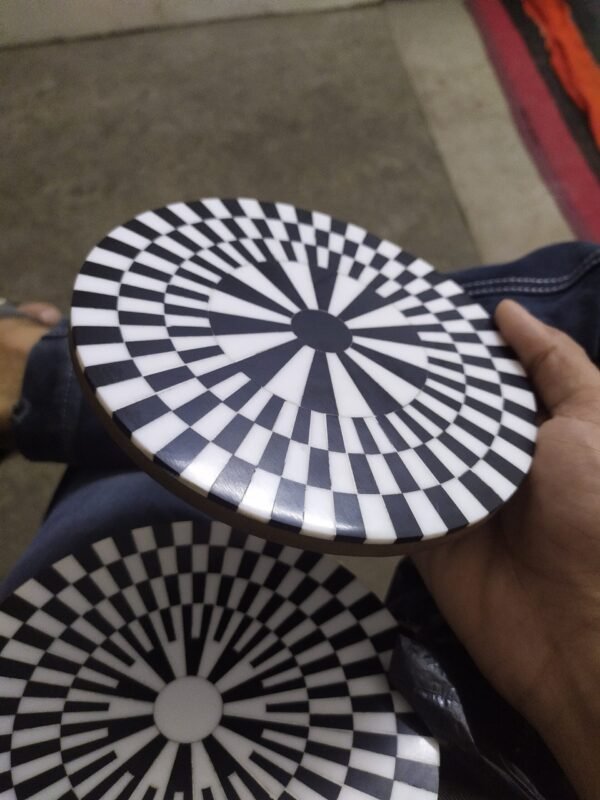 Black and White Resin Coaster – 6-Inch Optical Illusion Design | Modern Decorative Coaster - Image 3