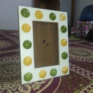 RB ARTISAN Multicolor Resin Inlay Round Accent Photo Frame 7x5 – Handmade Home Décor