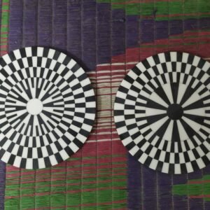 RB ARTISAN Black & White Geometric Round Resin Coaster – Modern Tabletop Drink Coaster