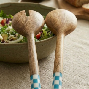 RB ARTISAN handcrafted mango wood salad server set blue white checkered resin handle spoon fork served with fresh salad