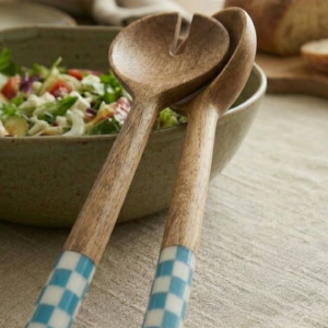 RB ARTISAN handcrafted mango wood salad server set blue white checkered resin handle spoon fork served with fresh salad
