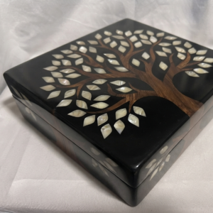 RB ARTISAN handcrafted black resin storage box tree of life 8x8x3 inch natural wood trunk mother of pearl shell leaf inlay luxury jewellery keepsake box made in India