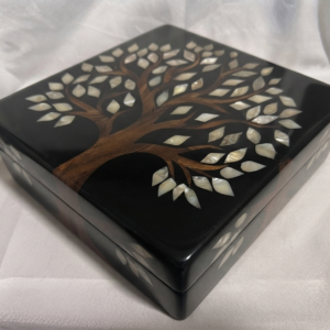 RB ARTISAN handcrafted black resin storage box tree of life 8x8x3 inch natural wood trunk mother of pearl shell leaf inlay luxury jewellery keepsake box made in India