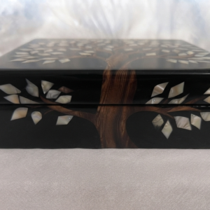 RB ARTISAN handcrafted black resin storage box tree of life 8x8x3 inch natural wood trunk mother of pearl shell leaf inlay luxury jewellery keepsake box made in India
