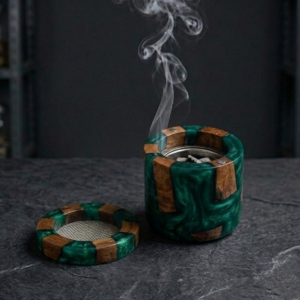 RB ARTISAN handcrafted emerald green resin mango wood bakhoor burner metal mesh top home decor spiritual gifting made in India