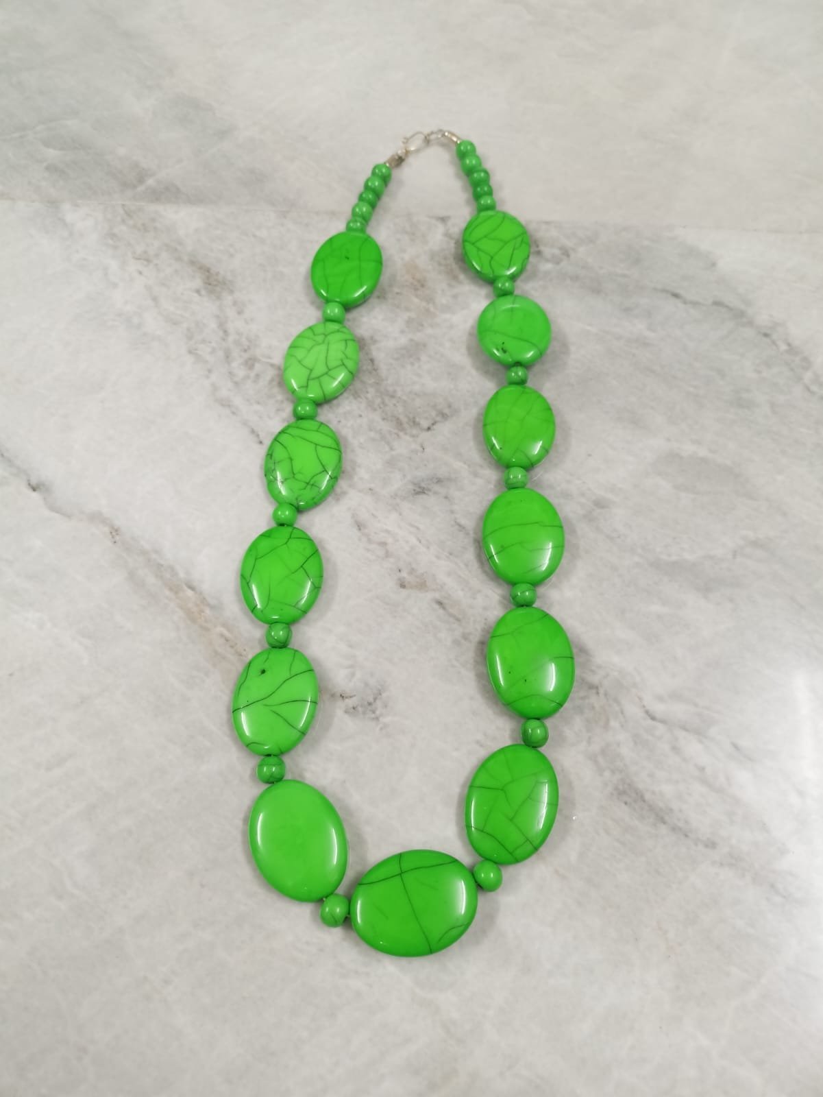 RB ARTISAN Green Crackle Resin Oval Bead Statement Necklace RB ARTISAN handcrafted green crackle resin oval bead statement necklace neon green graduating beads bold fashion jewellery made in India