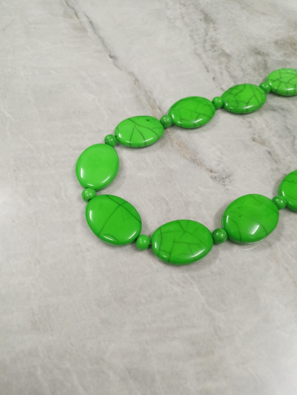 RB ARTISAN Green Crackle Resin Oval Bead Statement Necklace RB ARTISAN handcrafted green crackle resin oval bead statement necklace neon green graduating beads bold fashion jewellery made in India